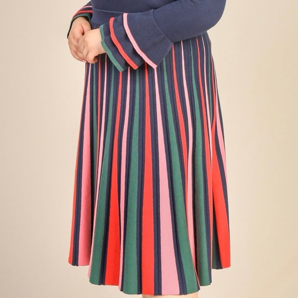 NWT Skies Are Blue Plus Size Navy Blue Knit Multicolored Pleated Midi Skirt - Picture 3 of 5